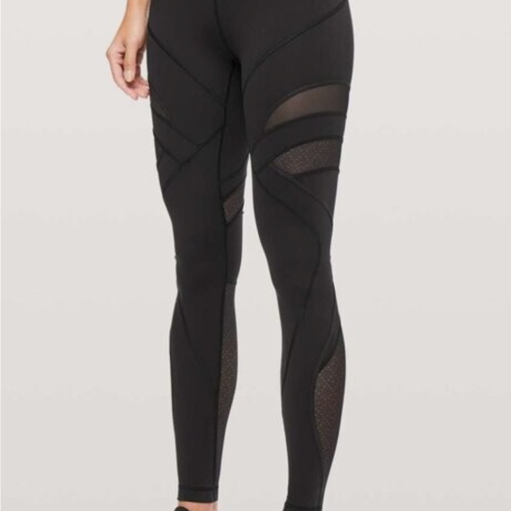 Lululemon Black Wunder Under High Rise Mesh size 2